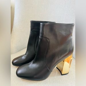 Dolce and Gabbana boots41